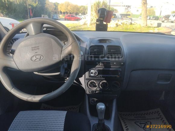 Sahibinden Hyundai Accent 1.5 CRDi Admire 2004 Model