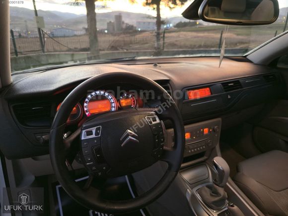 HATASIZ 2011 CİTROEN C5 1.6 e-HDI DYNAMIQUE SUNROOF 220.000 KM