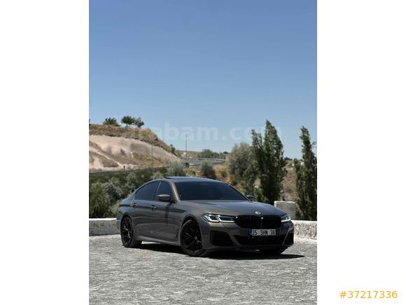 Sahibinden BMW 5 Serisi 520i 50th Year M Edition 2022 Model 