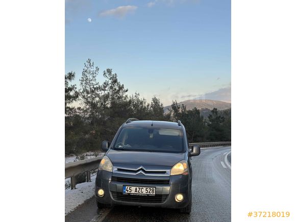 Sahibinden Citroen Berlingo 1.6 Multispace 2011 Model 