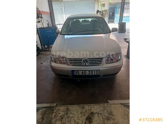 Sahibinden Volkswagen Bora 1.6 Trendline 2001 Model  255.500 km Gri (metalik)
