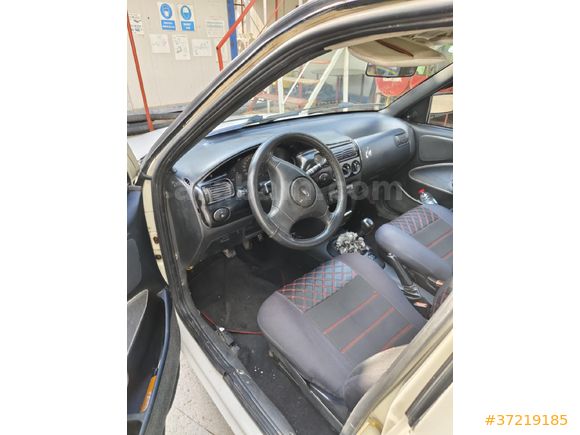 Sahibinden Ford Escort 1.6 CL 1996 Model