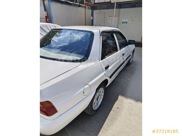 Sahibinden Ford Escort 1.6 CL 1996 Model