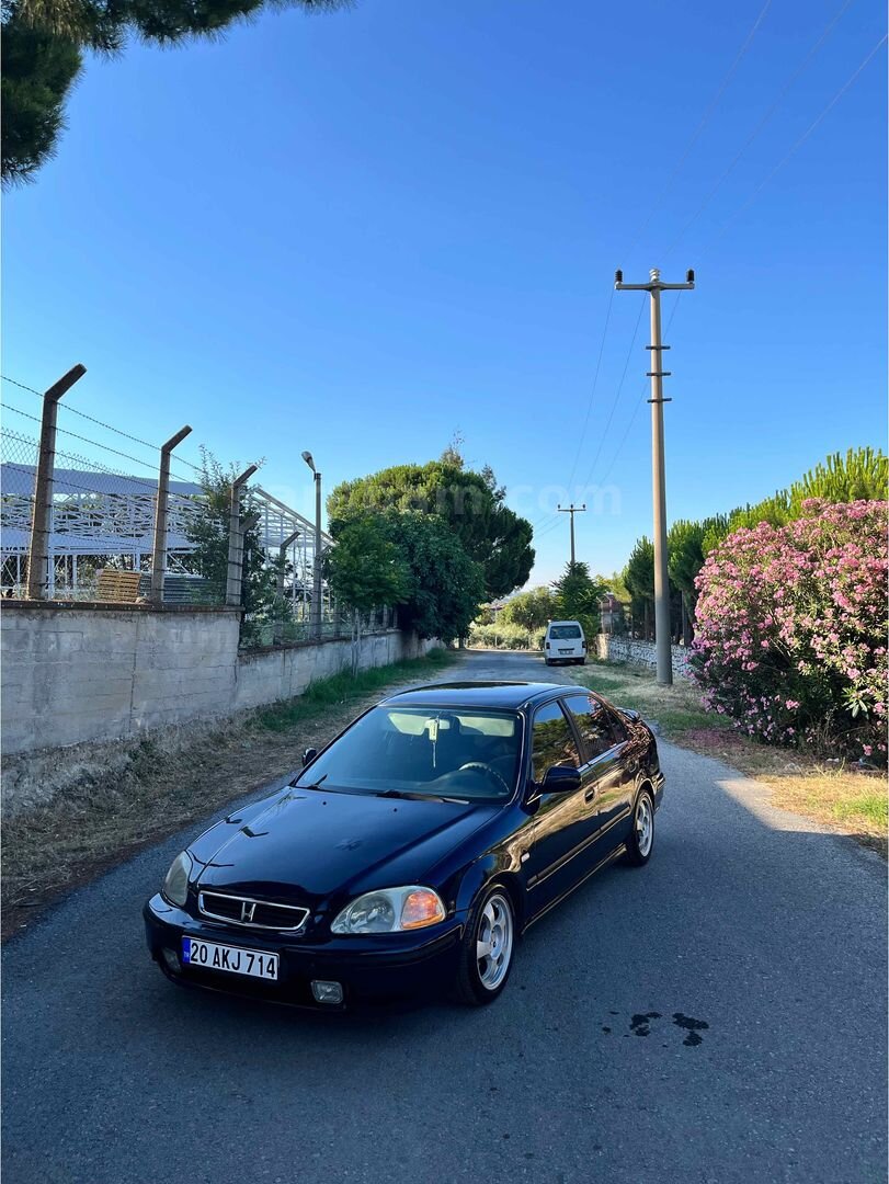 Sahibinden Honda Civic 1.6 i ES 1998 Model Denizli 339.000 km Lacivert 6