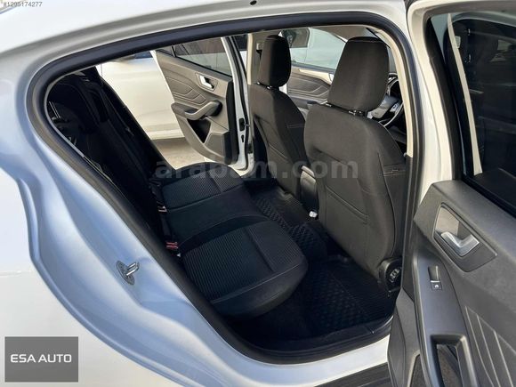 ESA AUTODAN 2023 MODEL FOCUS TİTANİUM STİL