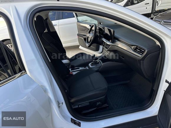 ESA AUTODAN 2023 MODEL FOCUS TİTANİUM STİL
