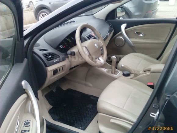Sahibinden Renault Fluence 1.6 Privilege 2011 Model 