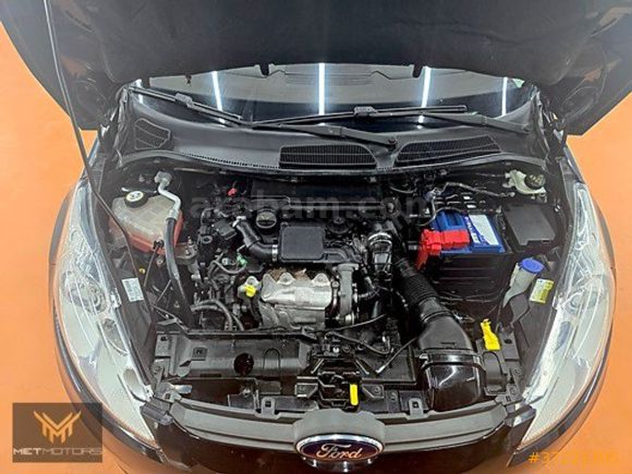 FORD FIESTA TITANIUM 1.4 DIZEL MANUEL TEMIZ BAKIMLI ORJINAL