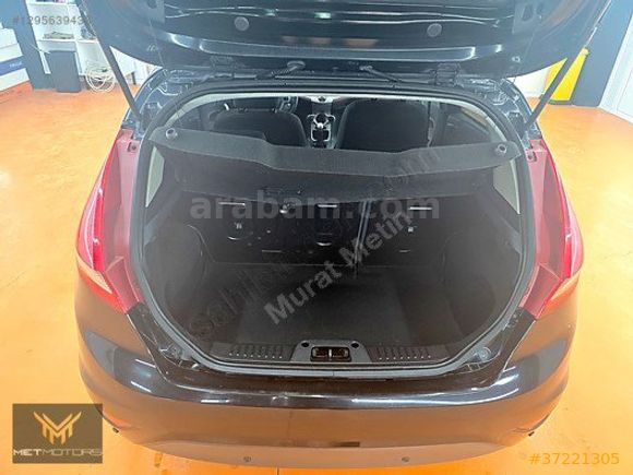 FORD FIESTA TITANIUM 1.4 DIZEL MANUEL TEMIZ BAKIMLI ORJINAL