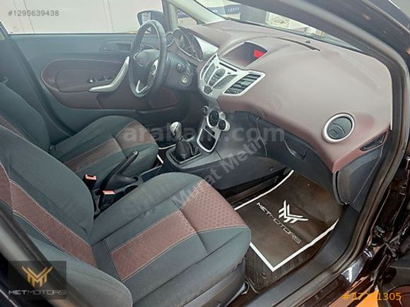 FORD FIESTA TITANIUM 1.4 DIZEL MANUEL TEMIZ BAKIMLI ORJINAL