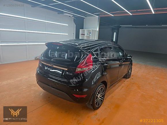 FORD FIESTA TITANIUM 1.4 DIZEL MANUEL TEMIZ BAKIMLI ORJINAL