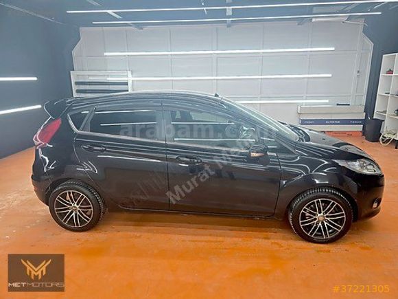 FORD FIESTA TITANIUM 1.4 DIZEL MANUEL TEMIZ BAKIMLI ORJINAL
