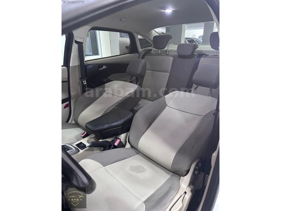 KAYAR AUTO`dan 2014 FORD FOCUS FIRSAT ARACI