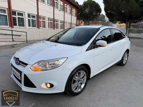 2014 NOKTA HATASIZ 90 BİNDE CAM GİBİ FORD FOCUS TREND X
