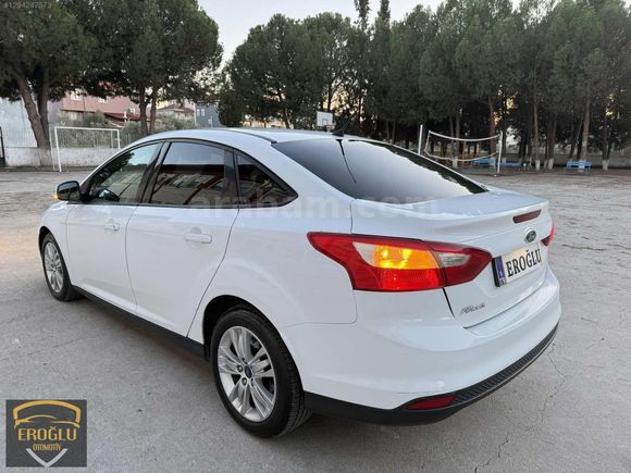 2014 NOKTA HATASIZ 90 BİNDE CAM GİBİ FORD FOCUS TREND X