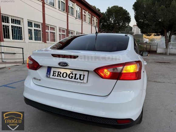 2014 NOKTA HATASIZ 90 BİNDE CAM GİBİ FORD FOCUS TREND X