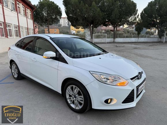 2014 NOKTA HATASIZ 90 BİNDE CAM GİBİ FORD FOCUS TREND X