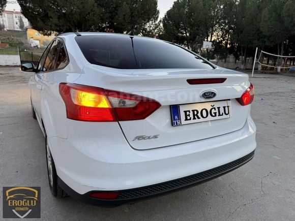 2014 NOKTA HATASIZ 90 BİNDE CAM GİBİ FORD FOCUS TREND X