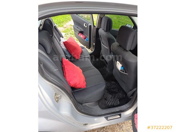 Sahibinden Renault Megane 1.6 Dynamique 2004 Model