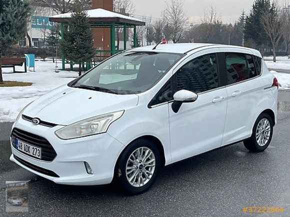 HATASIZ BOYASIZ 2013 MODEL 1.6 DİZEL FORD B-MAX TİTANYUM PAKET