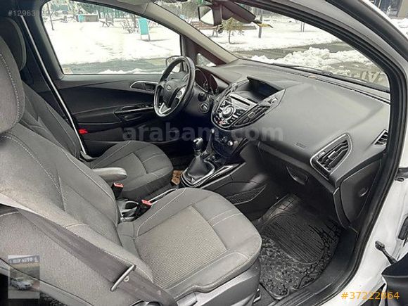 HATASIZ BOYASIZ 2013 MODEL 1.6 DİZEL FORD B-MAX TİTANYUM PAKET
