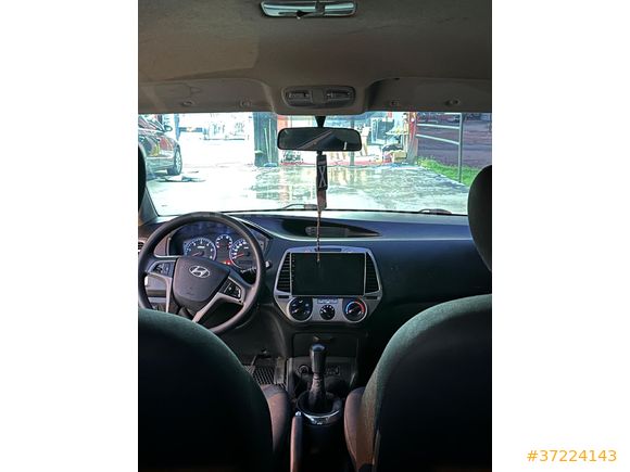 Sahibinden Hyundai i20 Troy 1.4 CRDi Mode 2012 Model  194.000 km Beyaz