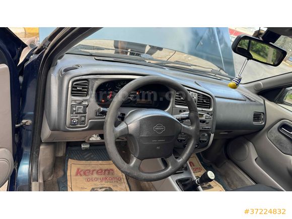 Galeriden Nissan Primera 1.6 2000 Model Antalya