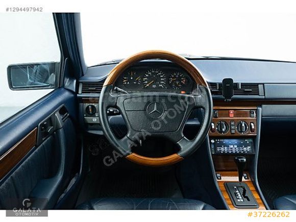 'GALATA' 1995 MERCEDES BENZ W124 E300 4 MATİK E2 PAKET SUNROOF