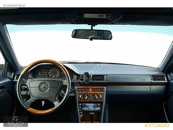 'GALATA' 1995 MERCEDES BENZ W124 E300 4 MATİK E2 PAKET SUNROOF