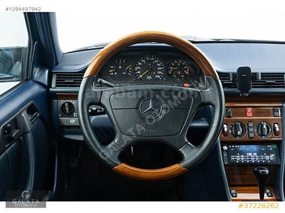 'GALATA' 1995 MERCEDES BENZ W124 E300 4 MATİK E2 PAKET SUNROOF