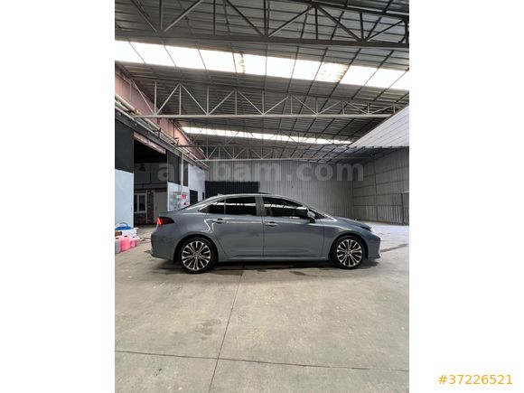 Sahibinden Toyota Corolla 1.5 Flame X-Pack 2023 Model