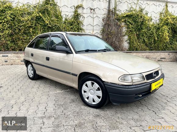 OPEL ASTRA .. 1.6 KLİMA .. HİDROLİK DİREKSİYON..
