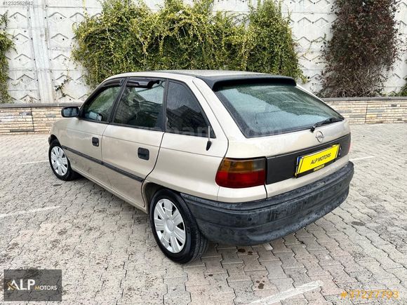 OPEL ASTRA .. 1.6 KLİMA .. HİDROLİK DİREKSİYON..