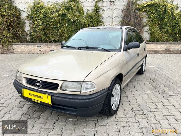 OPEL ASTRA .. 1.6 KLİMA .. HİDROLİK DİREKSİYON..