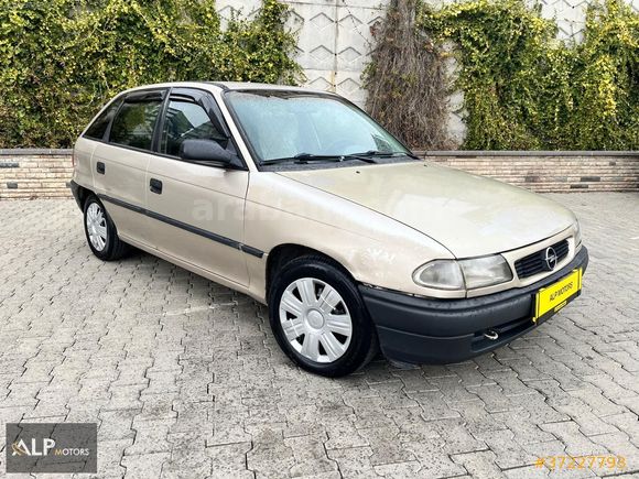 OPEL ASTRA .. 1.6 KLİMA .. HİDROLİK DİREKSİYON..