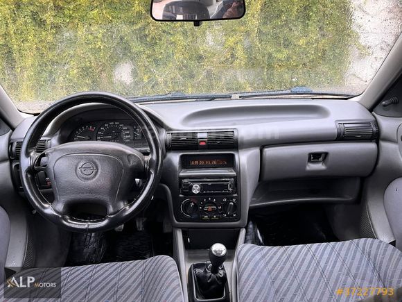 OPEL ASTRA .. 1.6 KLİMA .. HİDROLİK DİREKSİYON..