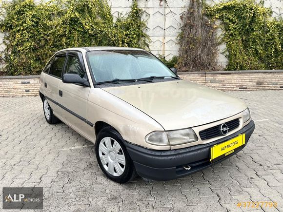 OPEL ASTRA .. 1.6 KLİMA .. HİDROLİK DİREKSİYON..