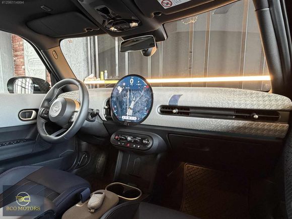 2025 MINI COOPER 1.5 FAVOURED HATASIZ TRAMERSİZ KARTA 12 TAKSİT