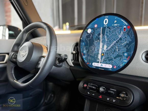 2025 MINI COOPER 1.5 FAVOURED HATASIZ TRAMERSİZ KARTA 12 TAKSİT