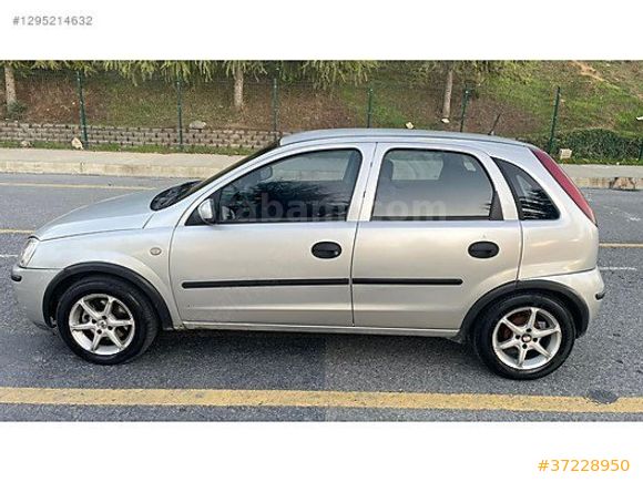 OPEL CORSA 1.3 CDTI TEMİZ AİLE ARACI