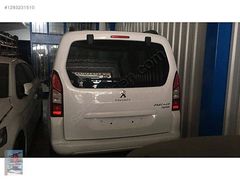 PEUGEOT PARTNER TEPEE ÇIKMA BAGAJ KAPAĞI
