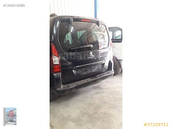 PEUGEOT PARTNER TEPEE BAGAJ KAPAĞI