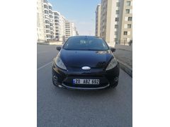 Sahibinden Ford Fiesta 1.4 Titanium X 2010 Model  198000 km Siyah