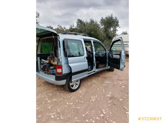 Sahibinden Peugeot Partner 2.0 HDI 2004 Model