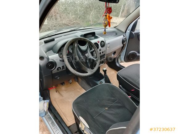 Sahibinden Peugeot Partner 2.0 HDI 2004 Model