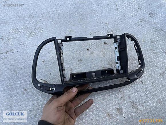Fiat Doblo 4 Teyp Çerçevesi ORJİNAL
