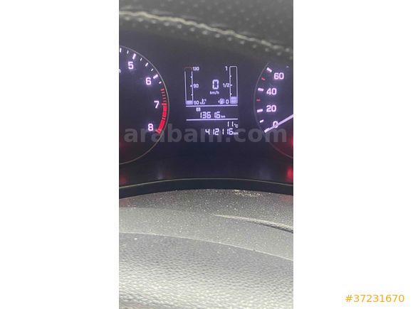 Sahibinden Hyundai i20 1.2 MPI Style 2014 Model Adana