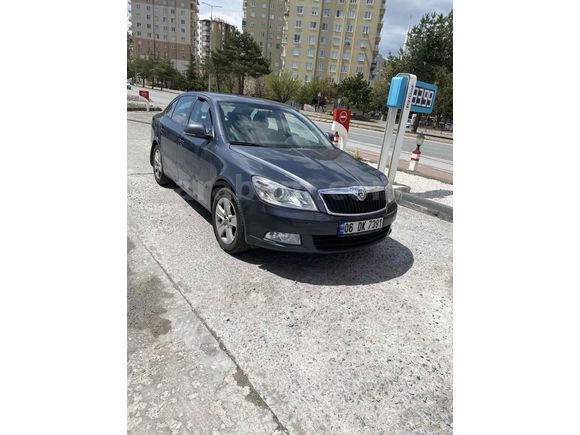 Sahibinden Skoda Octavia 1.6 Ambiente Optimal 2011 Model 