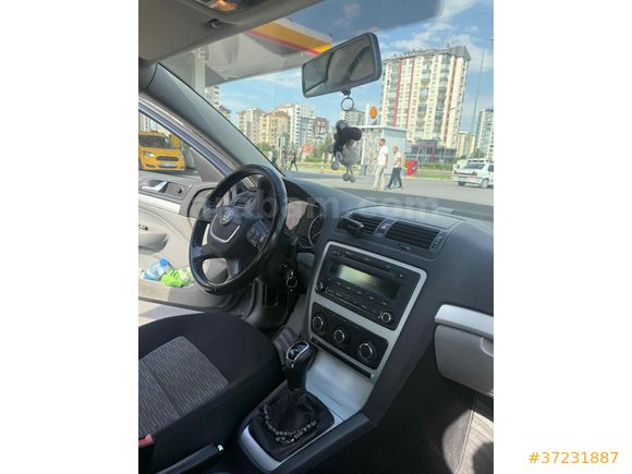Sahibinden Skoda Octavia 1.6 Ambiente Optimal 2011 Model 