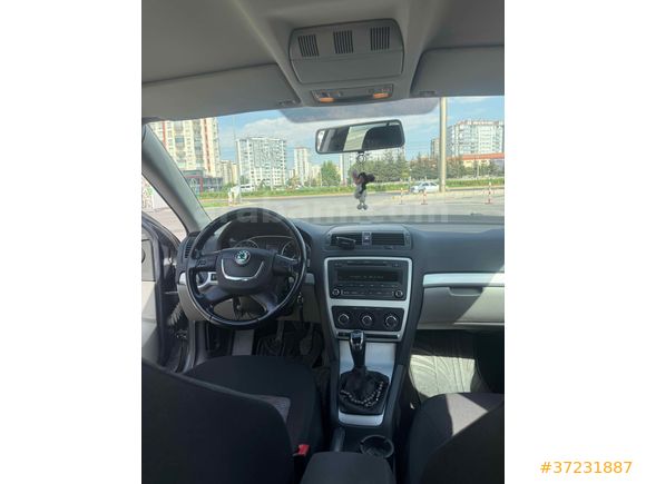 Sahibinden Skoda Octavia 1.6 Ambiente Optimal 2011 Model 
